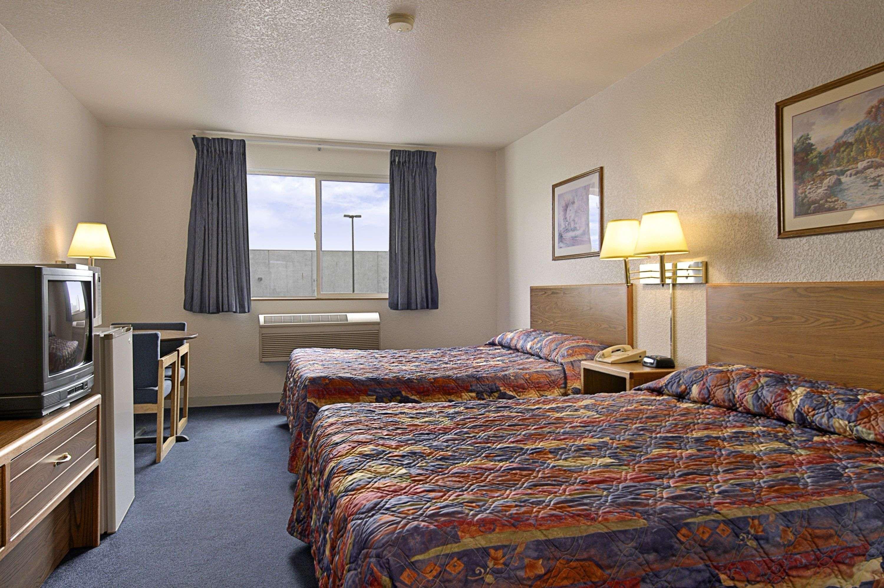 Super 8 By Wyndham The Dalles Or Экстерьер фото
